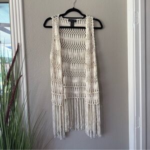 #674 Shyanne Ivory crocheted fringe Fashion vest size small